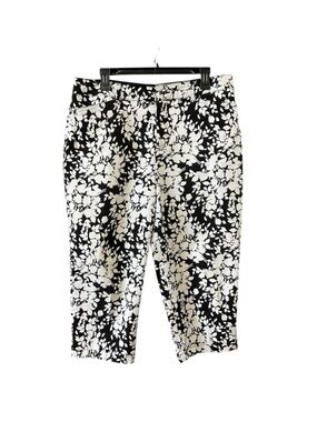 Croft & Barrow Women's "Classic Fit" Floral Capri Pants